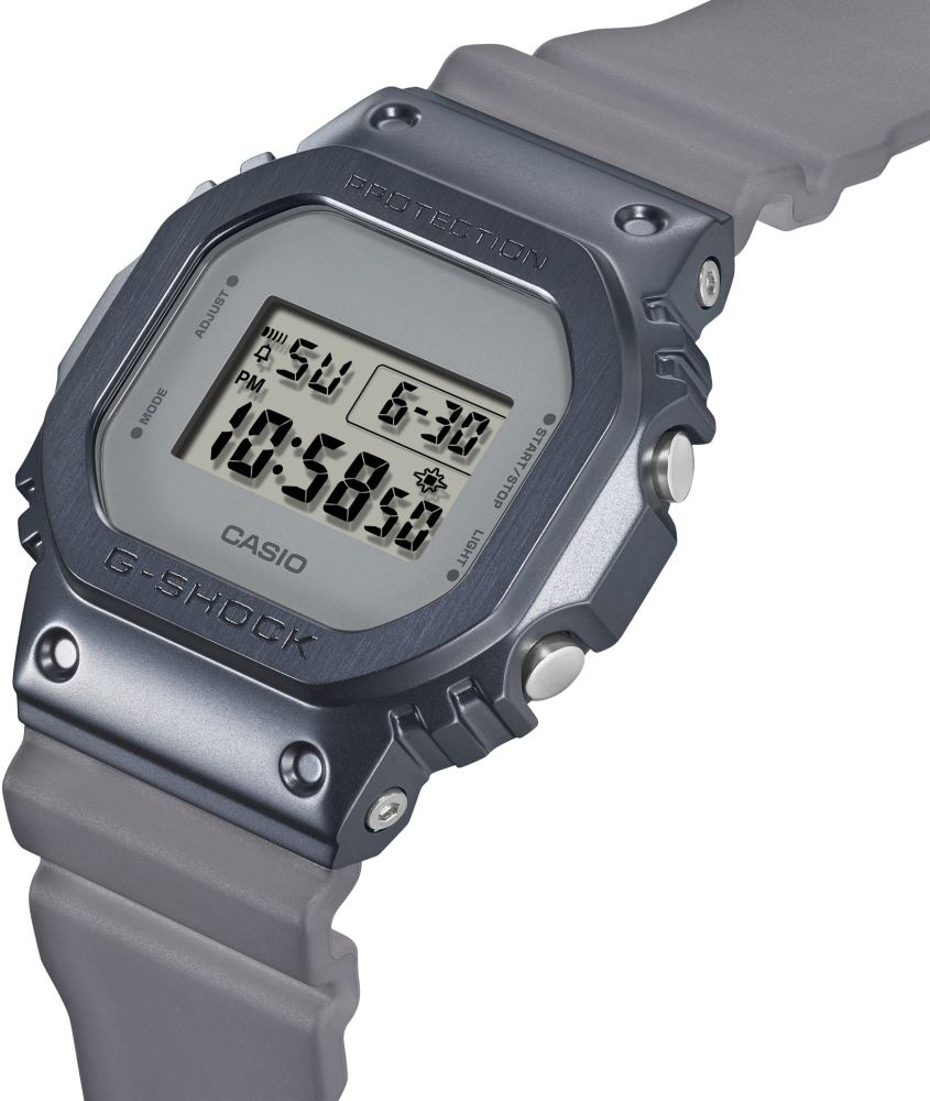 Casio GM-5600MF-2D