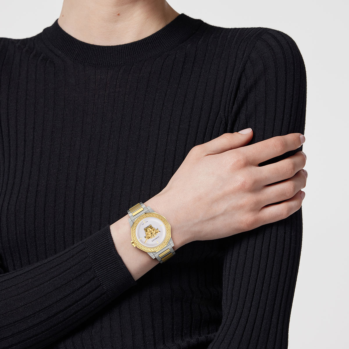 Versace VRSCVE7B00423