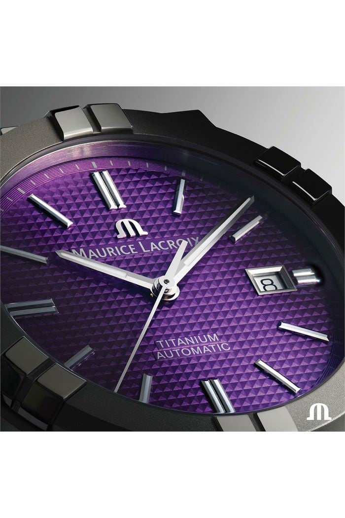 Maurice Lacroix AI6008-TT032-430-1