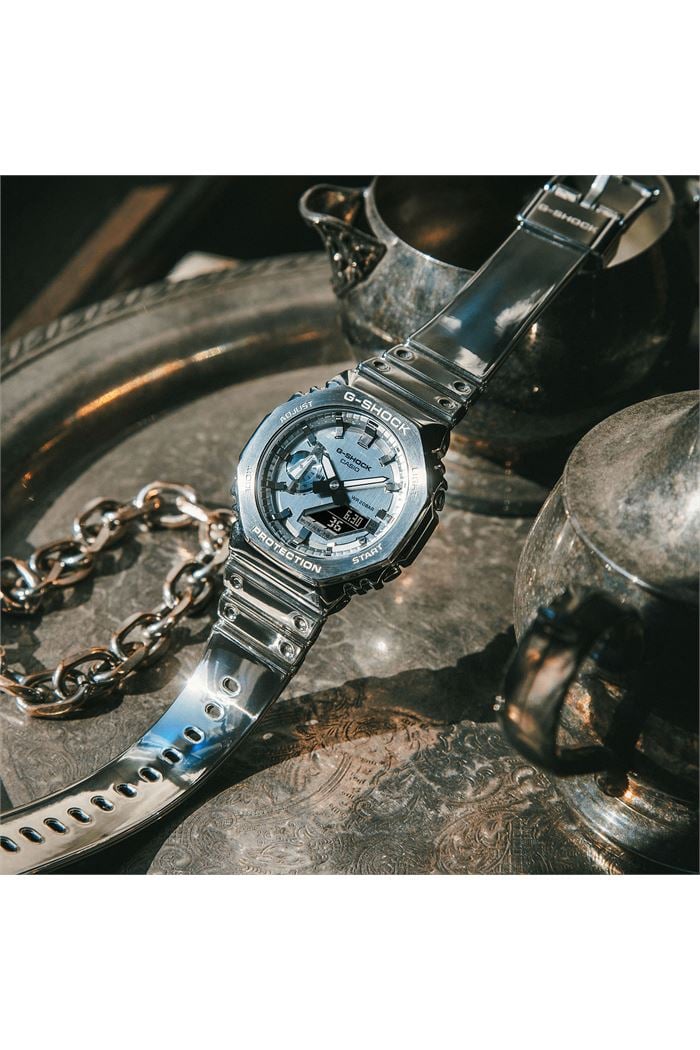 Casio GM-2100YM-8A